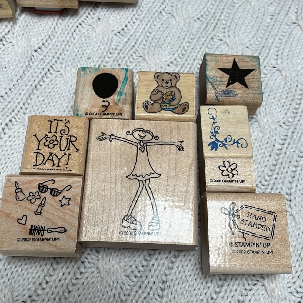 Wooden Stamp Set lot of 26 used stamps - Picture 7 of 10